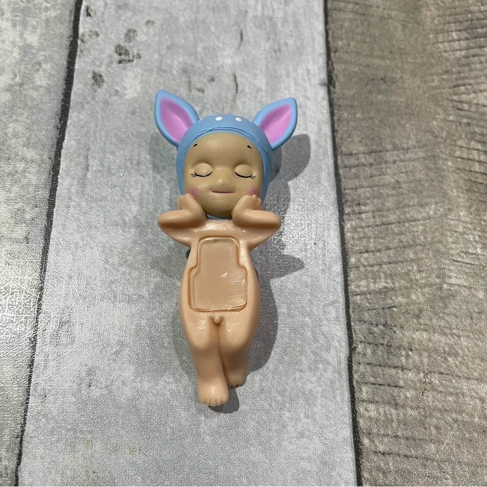 Sonny Angel Hippers Sleeping Dreaming Series Fawn animal attach me mini figure